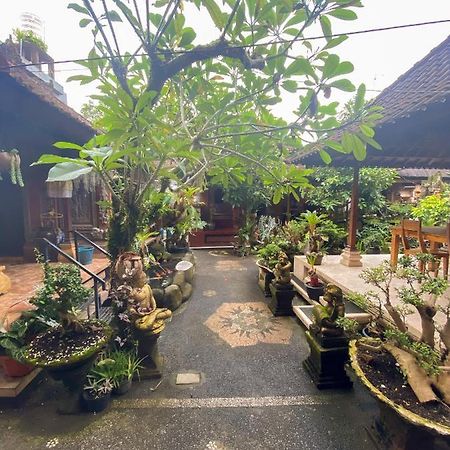 Goutama Homestay Ubud Exteriör bild